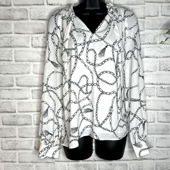 The Limited Black & White Tassel Design Top Blouse Size Medium - Picture 1 of 7